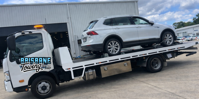 What Every Brisbane Driver Must Do Immediately After A Highway Breakdown